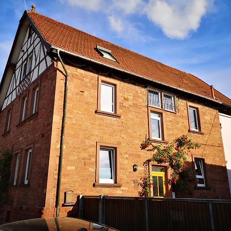 gemütliches Sandsteinhaus Buergstadt Habitación foto